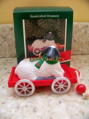 Hallmark 1989 Nostalgic Lamb old-fashioned toys Christmas Ornament