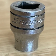 Snap On 11/32" Shallow Socket 3/8" Drive 12 Point F111 USA