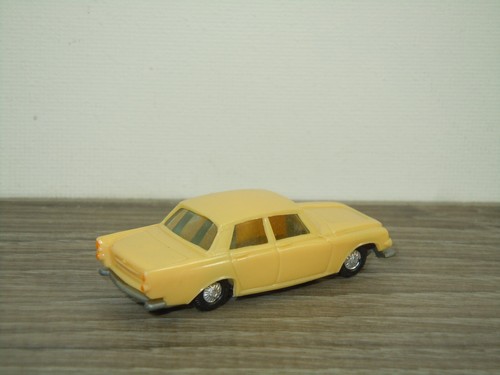 Ford Zephyr - Eko Plastic 1:86 *63145 - Picture 2 of 2