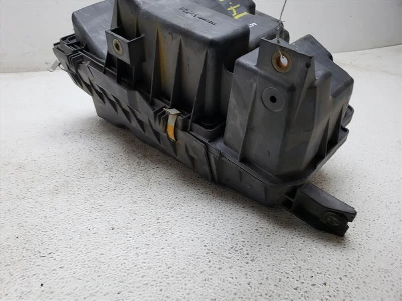 Infiniti I35 2002 2003 2004 caja de filtro de aire OEM 16500 5Y700 Foto 4 de 4