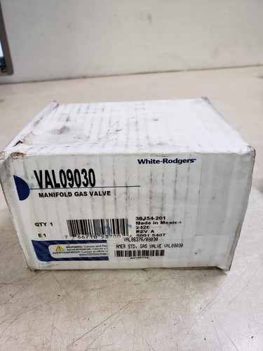 Emerson VAL09030 Manifold Gas Valve 24V 50/60 Hz 1/2 PSI - Picture 1 of 5