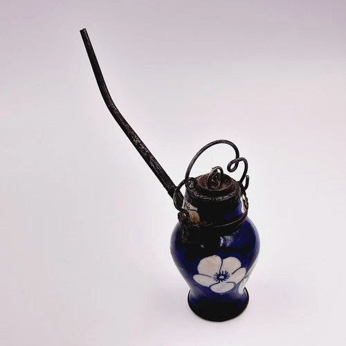 VTG Chinese Oriental Water Pipe White & Blue Flowers Tobacco Ceramic   P683