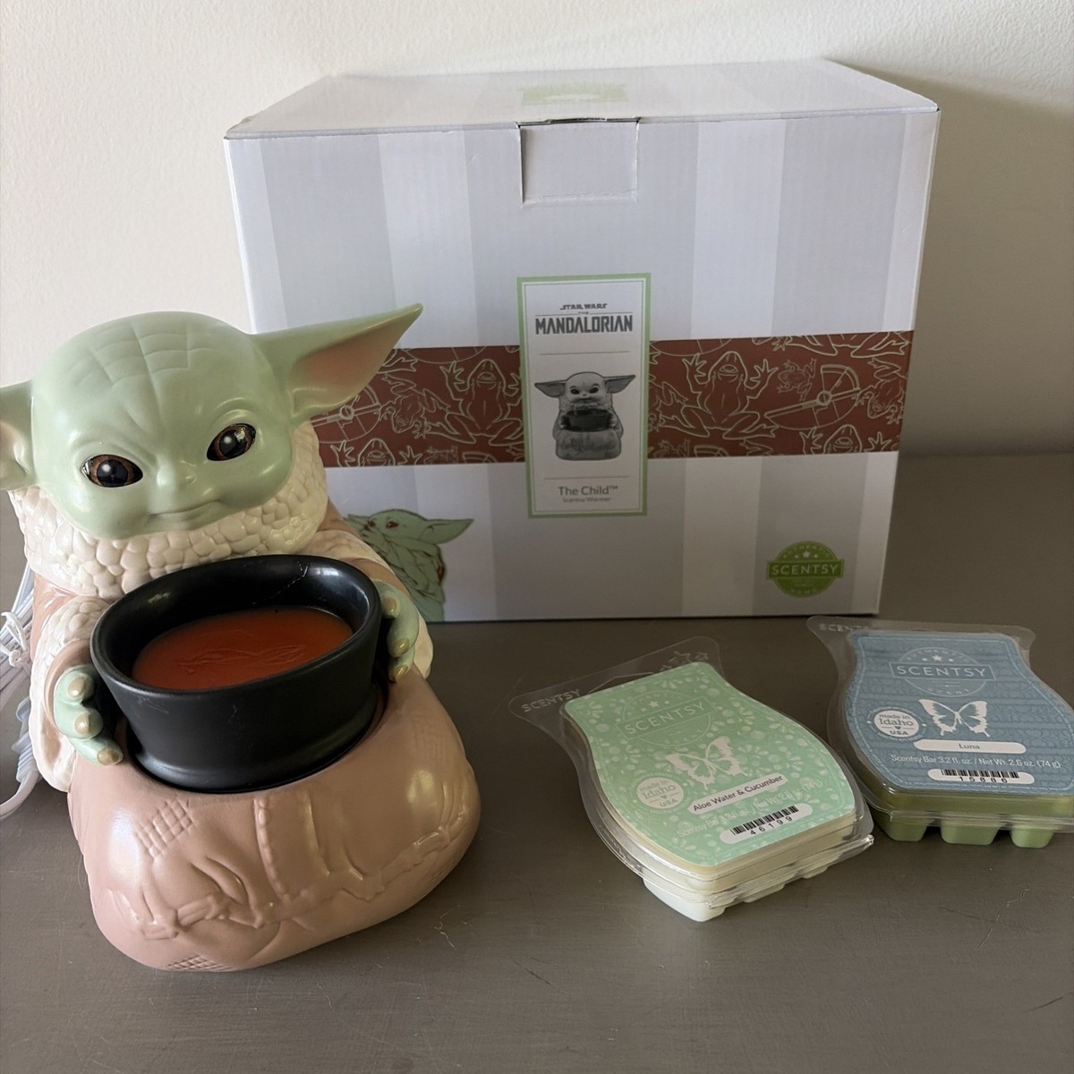 Scentsy Warmer The Child Baby Yoda Grogu Mandalorian STAR WARS W