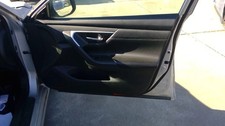 2018 Nissan Altima Front Passenger RH Door Ca...