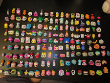 Shopkins 250 Pieces Figures, Furniture More - YOU'RE KID WILL GO NUTS