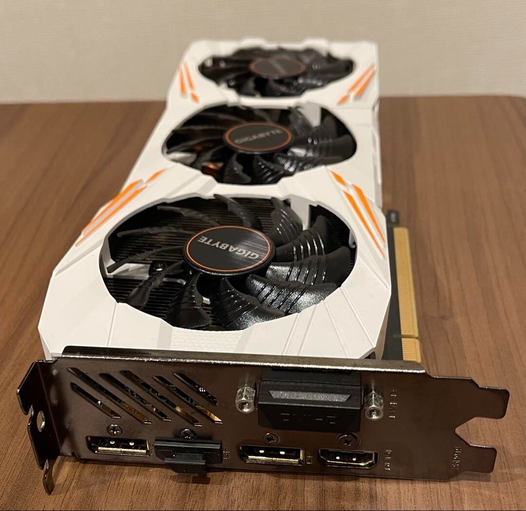 GIGABYTE GTX 1080 Ti 11GB Graphics White Video Cards GV