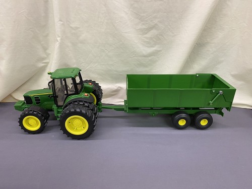 ERTL John Deere 7430 Tractor And Trailer Light/Sound Rear Duals 12” Tractor - Picture 3 of 12