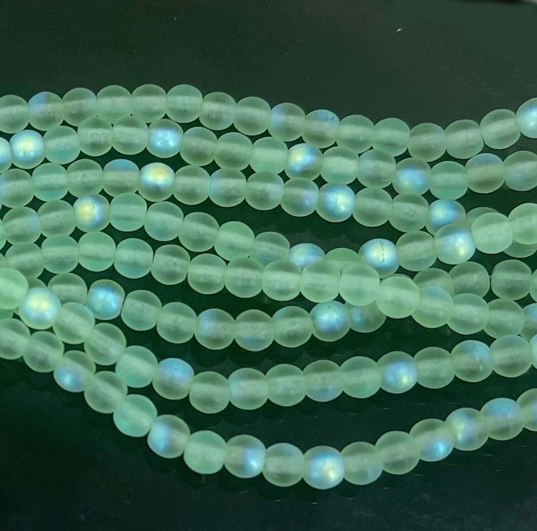 100 Czech Glass Frosted Round Beads Matte AB moonstone: Peridot