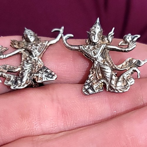 Vintage Siam Thai Dancer Clip On Earrings - Picture 2 of 7
