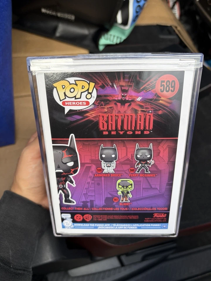 NYCC 2025 FUNKO POP! PEGATINA CON OFICIAL EXCLUSIVA DC BATMAN BEYOND LE 1000 Foto 3 de 4