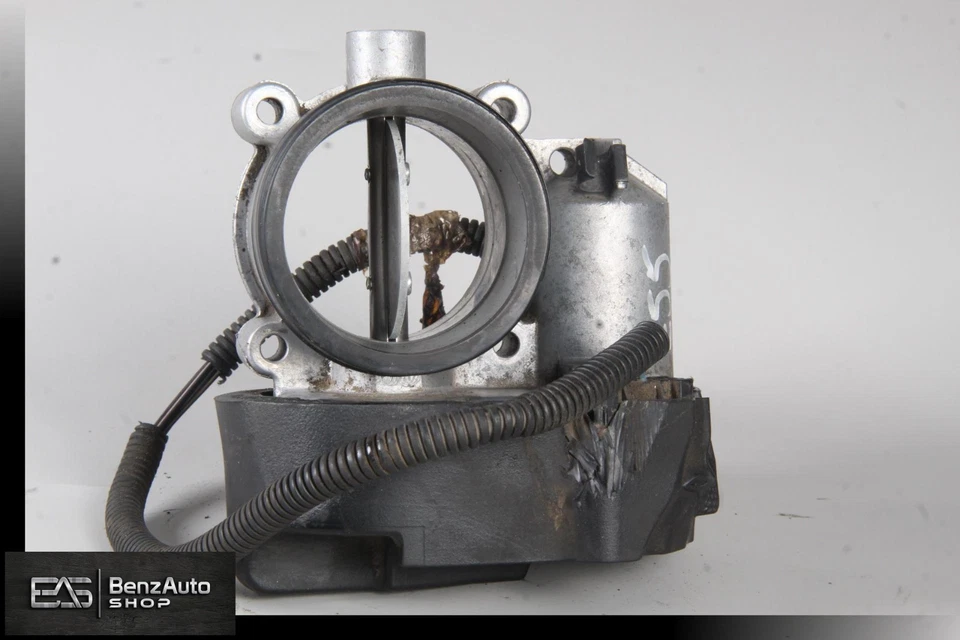 03-08 Mercedes W211 E55 S55 SL55 AMG M113 Cuerpo del acelerador 1131410686 OEM Foto 4 de 4