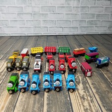LOT of 28 - Thomas and Friends Wood Magnetic Train Engine  Friends Toy Cars