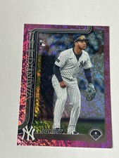 2025 Topps Update Series - Jorbit Vivas #US258 Pink Holo Foil (RC)