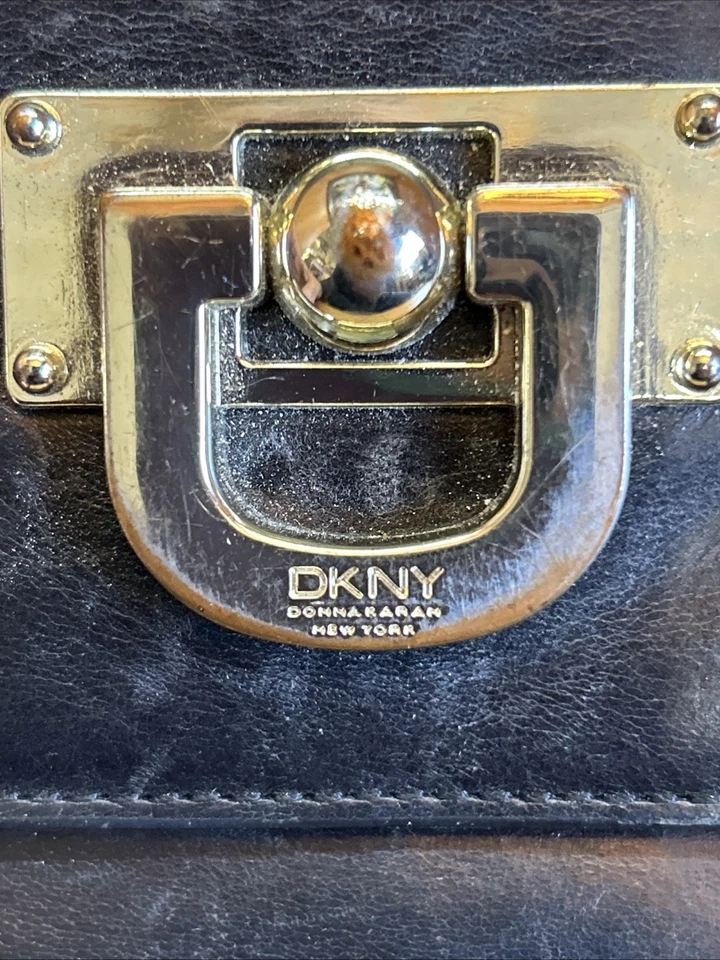 DKNY Leather Buckle Wallet - Image 2 of 4
