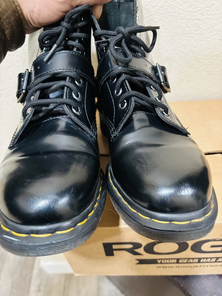 DR MARTENS Black Polished Smooth Leather 1460 Harness Boots US10  UK9. 11 Woman - Image 4 of 4
