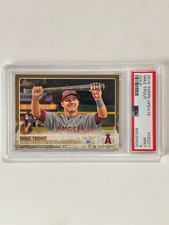 2015 Topps Update Mike Trout #US227 Gold #/2015 PSA 9