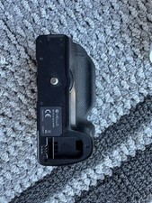 Vello BG-S5 Vertical Battery Grip for Sony a6500 Cameras