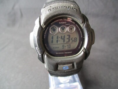 CASIO G-SHOCK GW-002J Radio-Controlled Solar Digital Watch for
