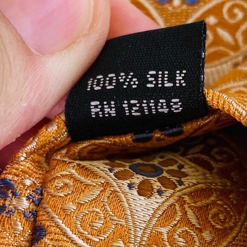 Pronto Uomo Neck Tie 100% Silk 59 x 3.6 Handmade China EUC - Picture 5 of 7