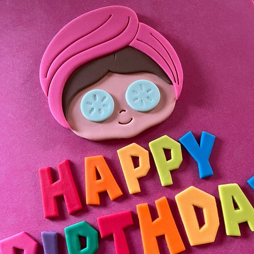 EDiBLe RAINBOW SPa GiRL PAMPER HaPPY BiRTHDaY CaKe ToPPeRS LeTTeRS SeT iCiNG - Imagen 6 de 7