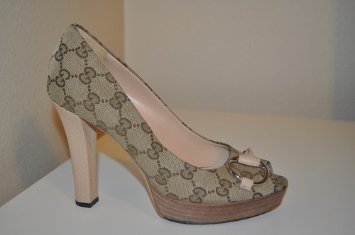 Gucci Horsebit GG Canvas Logo Platform Peep Toe Pump Sandal Shoe 36 / 6