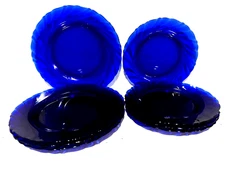 Cobalt Blue Swirl Glass 8 Piece Set Of 4 Each Luncheon 9" & Salad 7 1/2" Plates