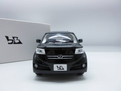 1:24 Toyota 2nd bB Scion xB Color sample minicar black mica