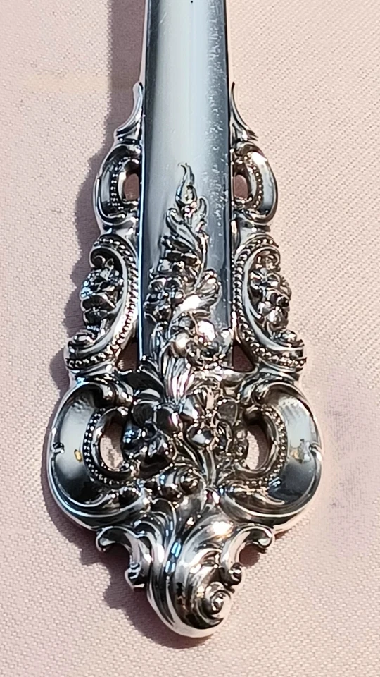 Grande Baroque by Wallace Sterling Pierced Table Serving Spoon - Image 4 of 4