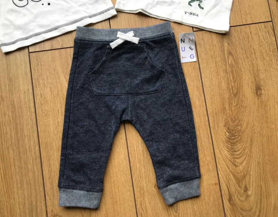 BNWT Gap/Nutmeg Baby Boys Bundle. Joggers, Dino Top, Mummy Top. 69 Mth