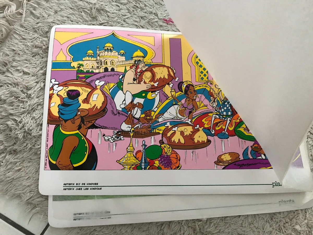Chemin de Table Astérix et Obélix© en tissu 3 mètres