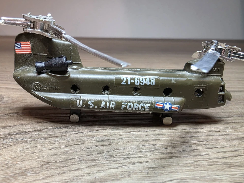 Helicóptero Diecast Zylmex "Chimook Coptor" De Colección - FUERZA AÉREA DE EE. UU. - Hong Kong Foto 4 de 4