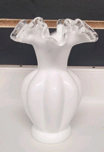 Vintage Fenton Silver Crest White Milk Glass Ruffled Edge Melon Vase 6"