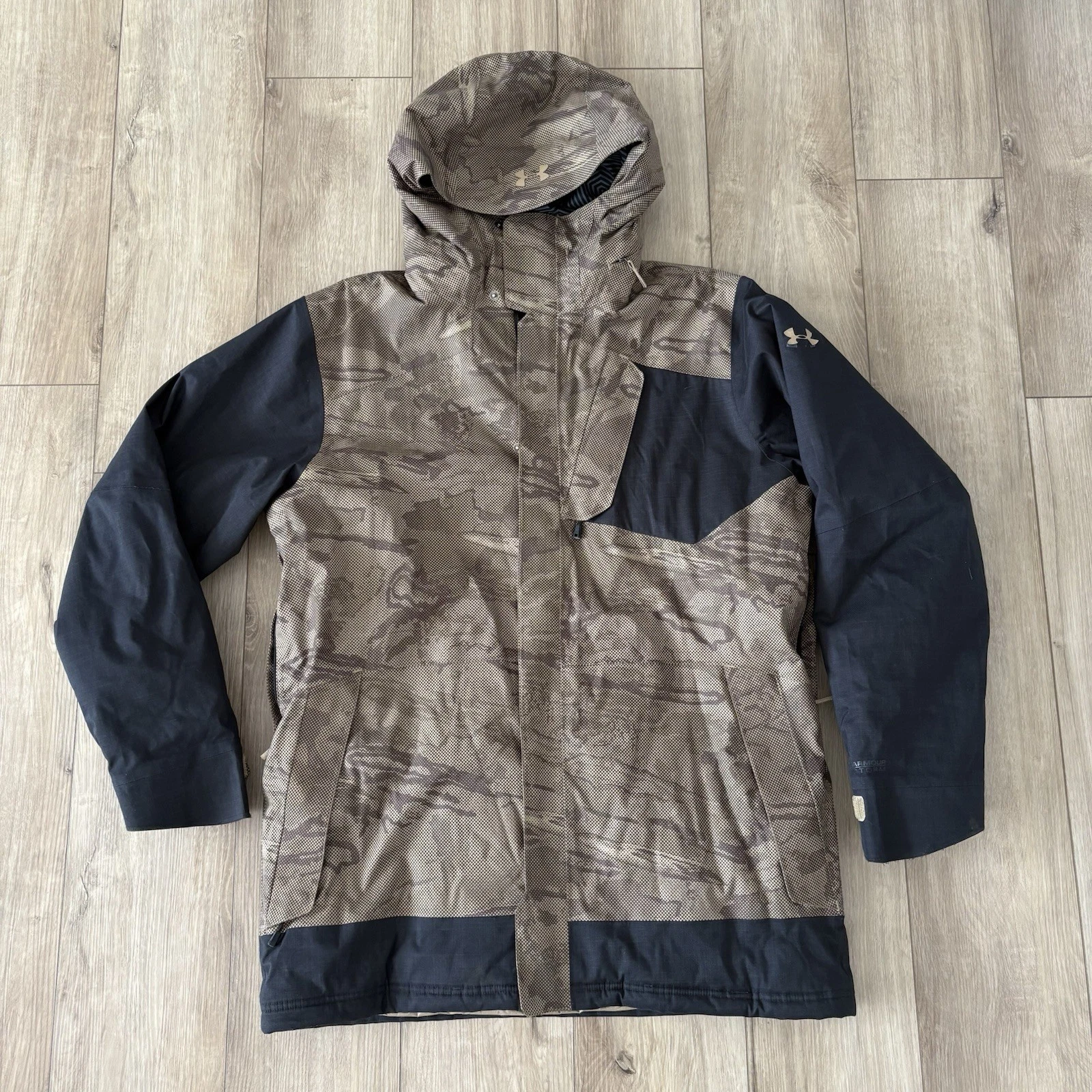 Under Armour Storm Brown Camo Ski Snowboard PRIMALOFT Jacket Men’s Size Large