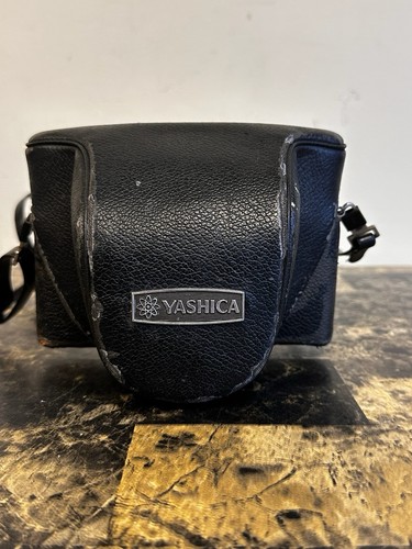 Yashica Electro 35 GS Rangefinder 35mm Film Camera f/1.7 45mm W/ Case - Tested - Picture 7 of 7