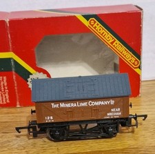 Hornby R211 Minera Lime Wagon OO Gauge