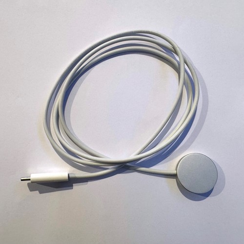 Apple Watch Ultra / 49mm Titanium / GPS + Cellular / Black Sport Band - Like new - Picture 14 of 15