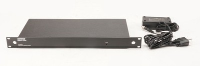 Shure UA844+SWB UHF Wideband Antenna Distribution System (470 to 960 MHz)