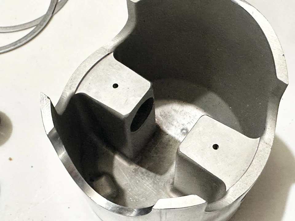 YZ490 Wiseco - 546M08850 - Pistón 1,50 mm de gran tamaño a 89,93 mm Foto 4 de 4