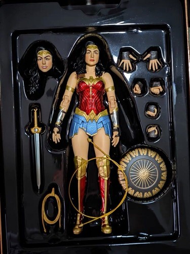 FL DC Liga de la Justicia Mujer Maravilla Figura de Acción Colección Juguete Nuevo Regalo 7,7 pulgadas - Imagen 4 de 8