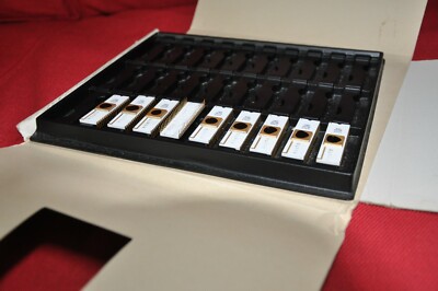 Vintage NEC D8748 8-Bit NOD 5x Microcontroller 64x8 RAM 1Kx8 UV-EPROM 21V Gold