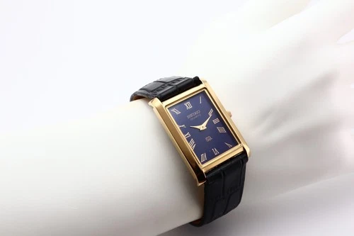 Vintage Seiko Slim Tank Quartz Men's Watch, Gentleman’s Choice - FREE SHIPPING