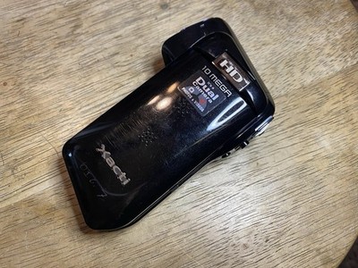 Sanyo Xacti VPC-CG10 MPEG-4 AVC/H.264 HD 10MP Dual Camera TESTED NO BATTERY