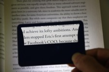Portable Card Sized Magnifiers Built-in LED Can Stick on Card-Sized, Blue
