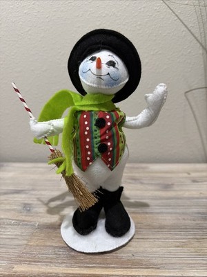 Annalee 9in Jolly Lolli Snowman with Broom Item #550115 - 2015