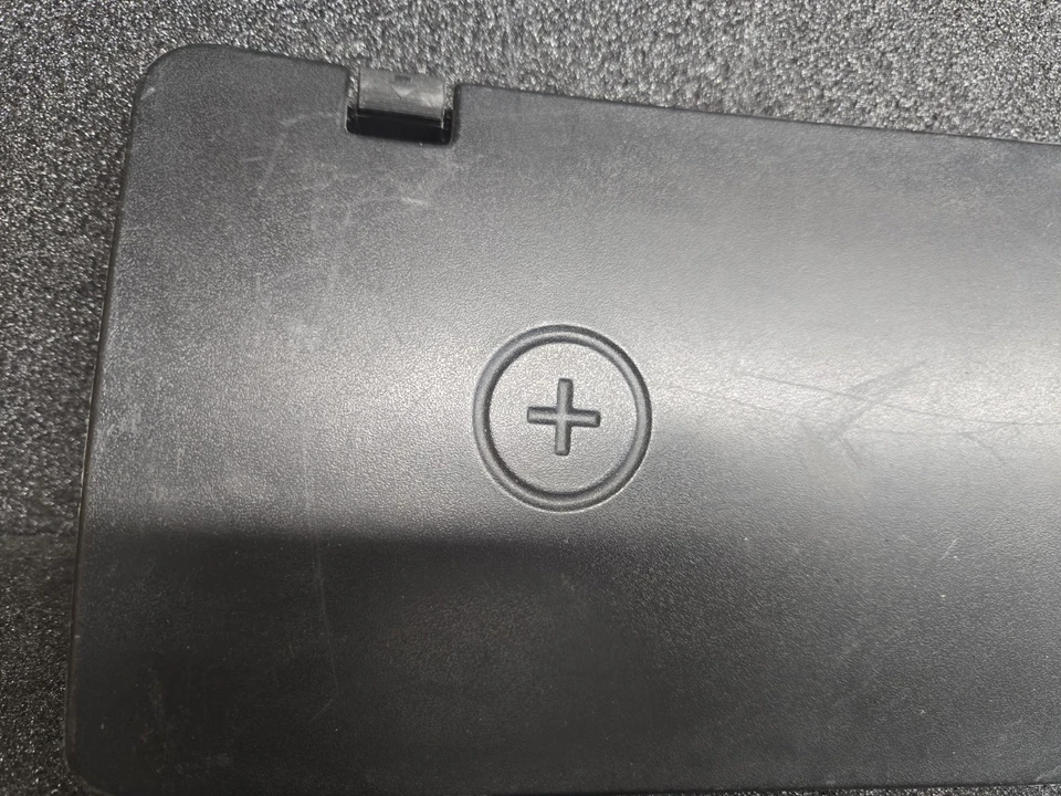 Cubierta de batería Audi A6 S6, Rs6 C5 4B 00 a 04 4B1819422  Foto 2 de 4