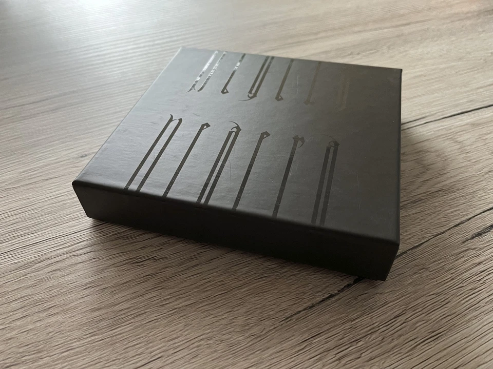 ***TOP: NEAERA - NEAERA, LIMITED EDITION 2CD BOX SET + PIN, PATCH, SWEAT BAND*** - Bild 3 von 4