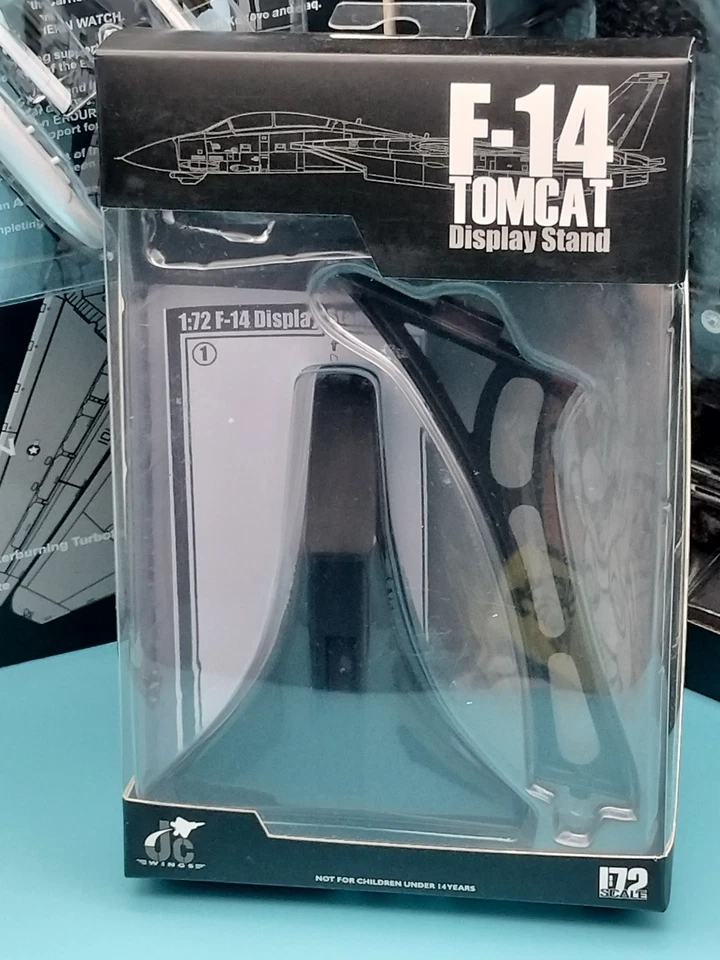 NEW JC Wings 1/72 JCW-72-F14-010 US Navy F-14B Tomcat VF-11 Red Rippers W/Stand - Image 2 of 4