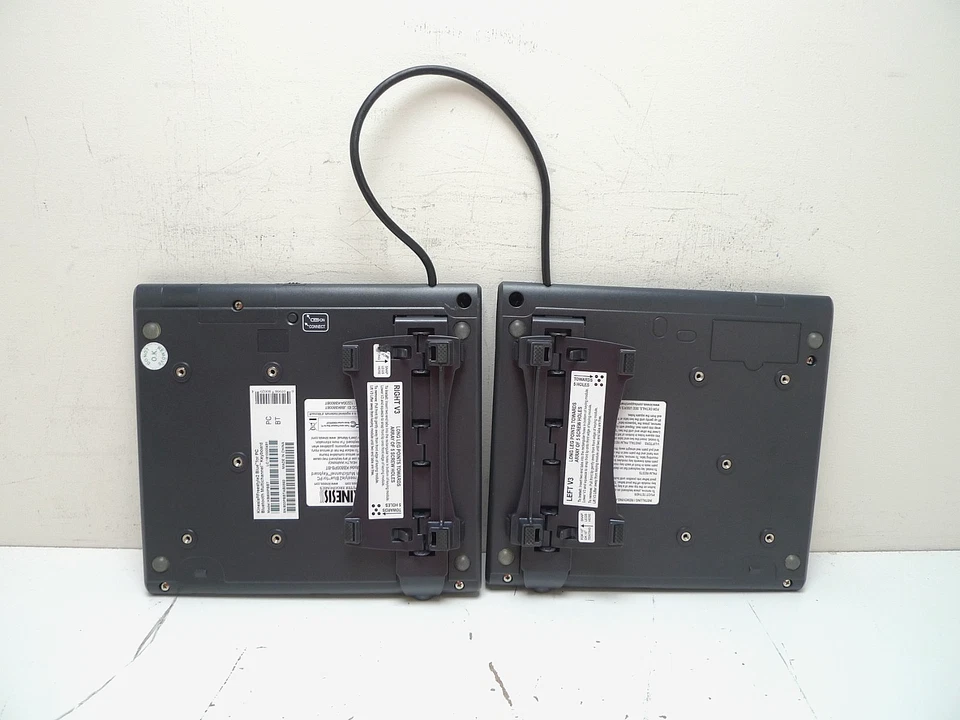 Kinesis Freestyle2 Blue PC Bluetooth Multichannel KB800PB-BT Split Keyboard - Image 2 of 4