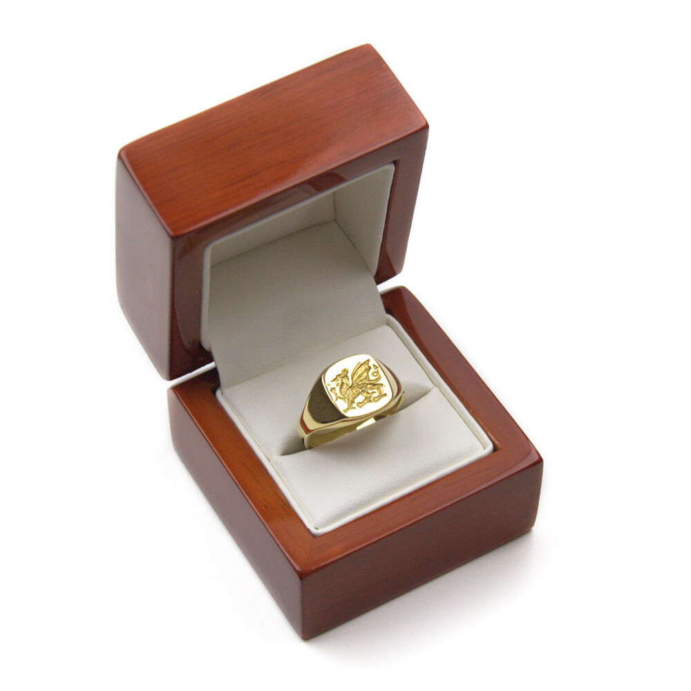 Welsh Dragon Signet Ring 9ct Gold Fully UK Hallmarked Solid Heavy Ring ...