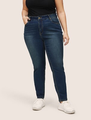 NWT Size 20 BloomChic Zipper Fly Dark Wash Full Length Jeans